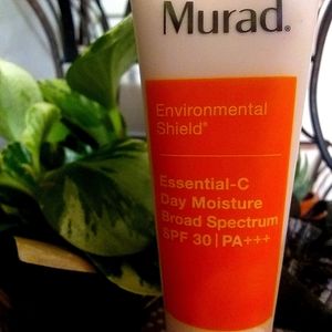 Murad Environmental Shield